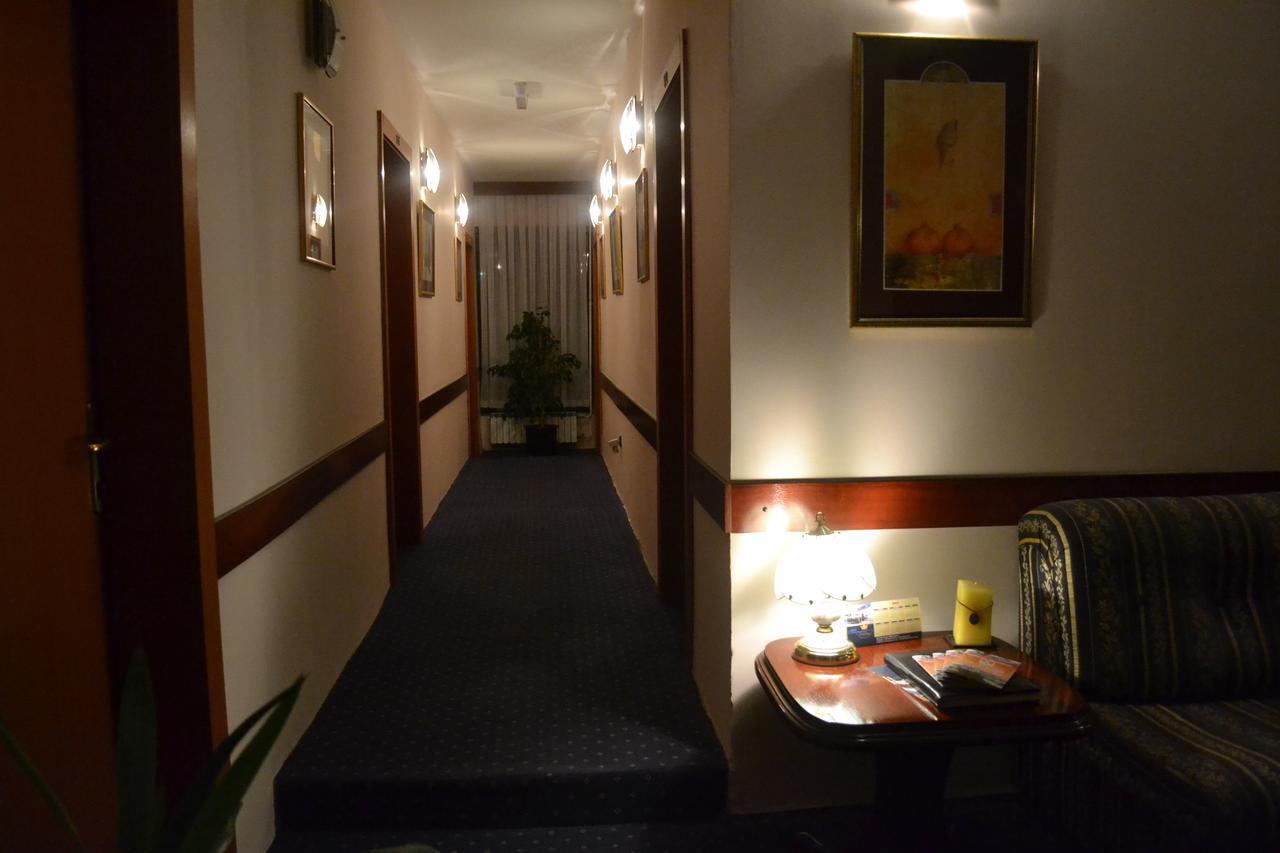 Hotel Mimoza Kumanovo Luaran gambar
