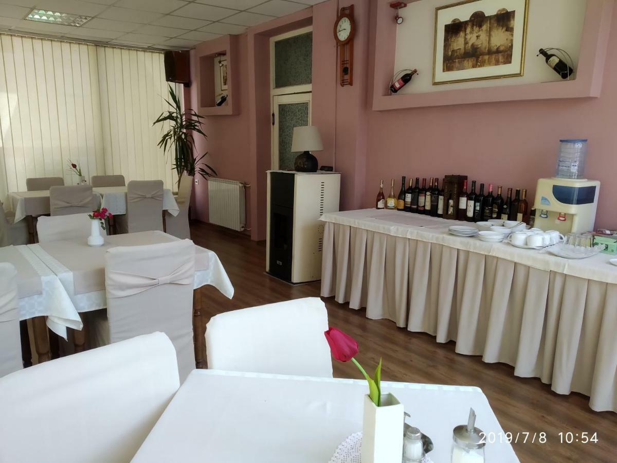 Hotel Mimoza Kumanovo Luaran gambar