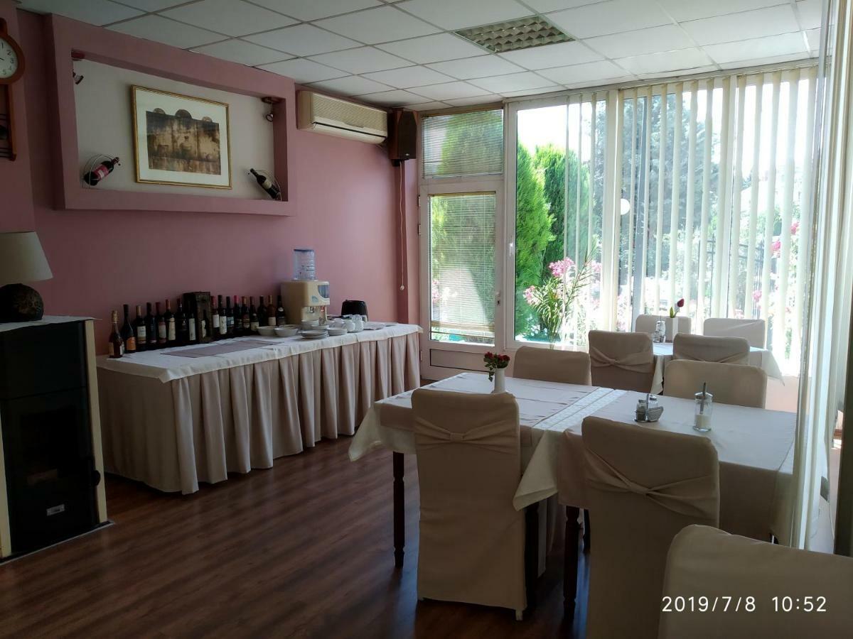 Hotel Mimoza Kumanovo Luaran gambar